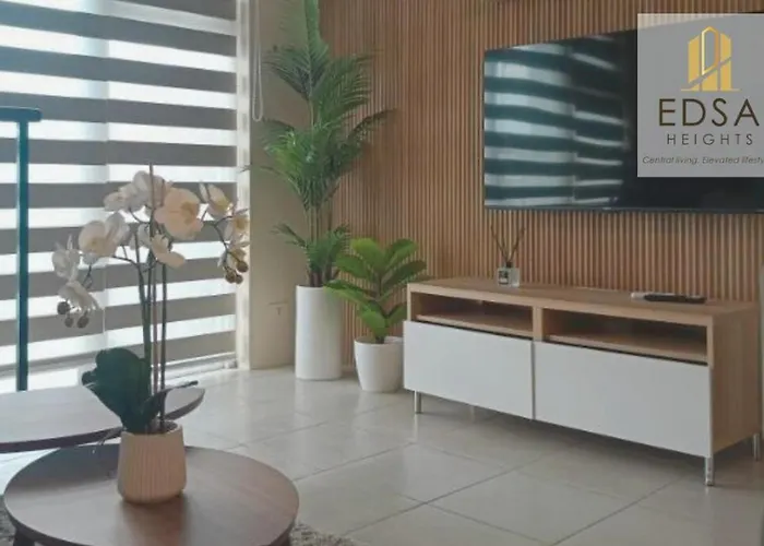 Sophisticated & Spacious Unit At Ama Tower 3415 *