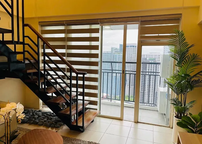 Sophisticated & Spacious Unit At Ama Tower 3415 Apartment