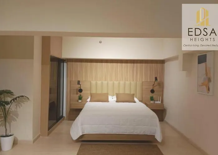 Sophisticated & Spacious Unit At Ama Tower 3415 Apartment *