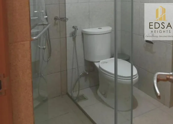 Sophisticated & Spacious Unit At Ama Tower 3415 * Manila